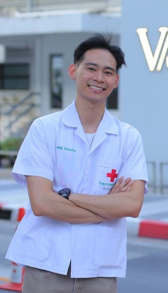 นพ.พสิษฐ์ ตั้งธรรมนิยม